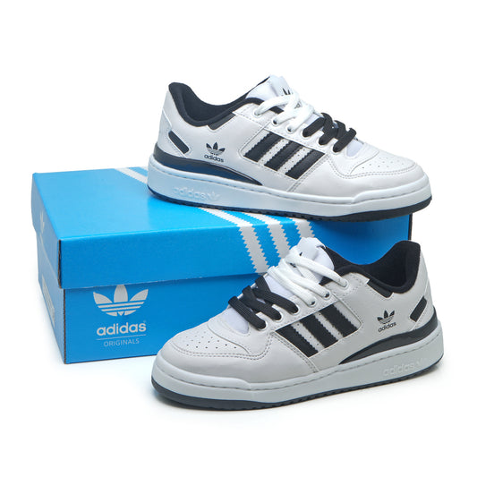 Adidas Forum Branco e preto